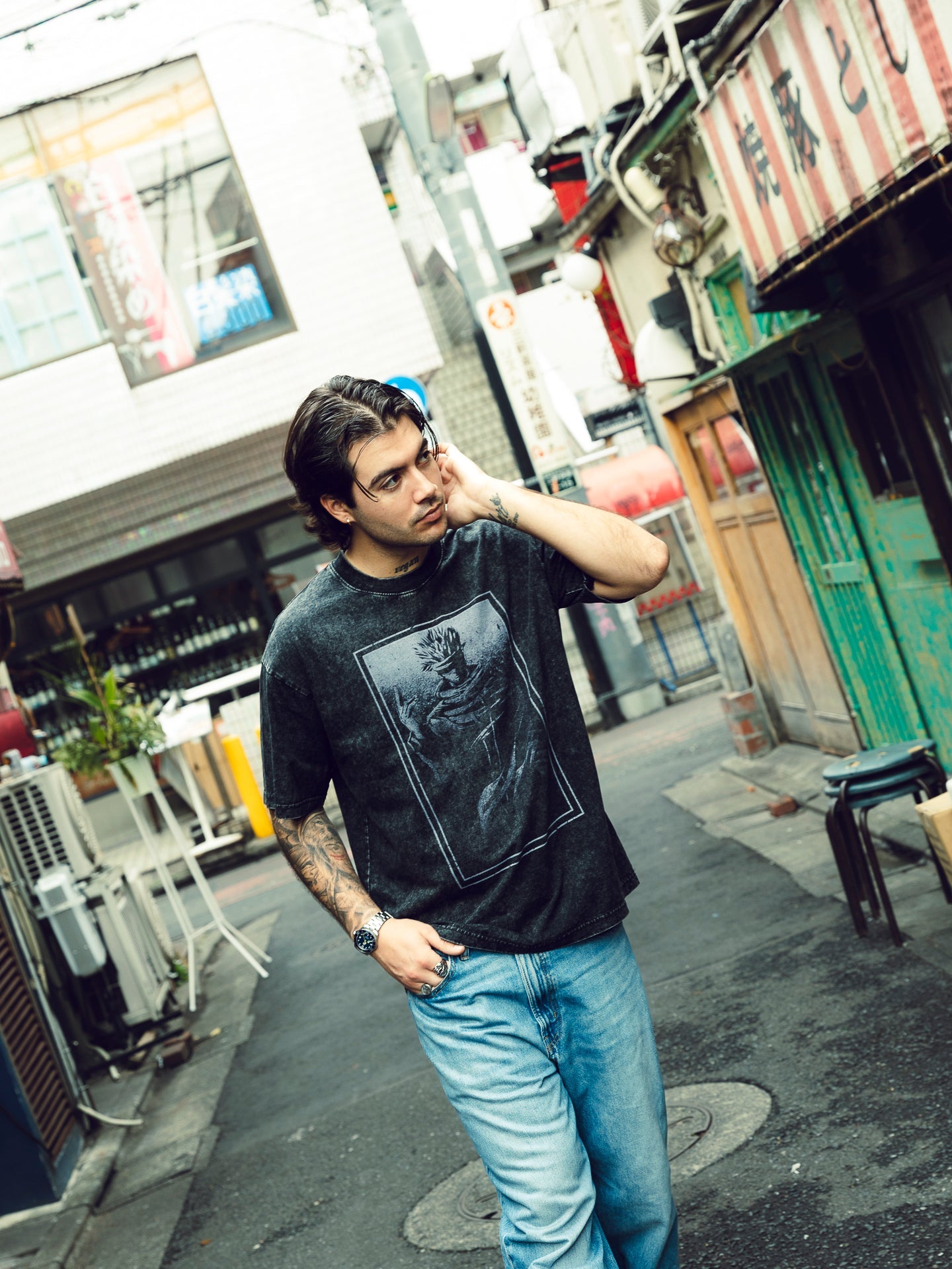 GOJO SATORU VINTAGE OVERSIZE TEE