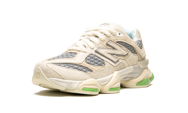 NB 9060 Bricks and Wood