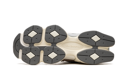 NB 9060 Driftwood Stone Pink Sea Salt