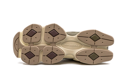 NB 9060 Gray Matter Timberwolf