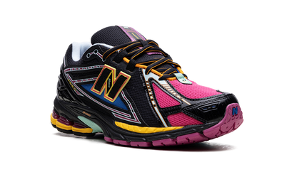 NB  1906-R - "Black/Pink"