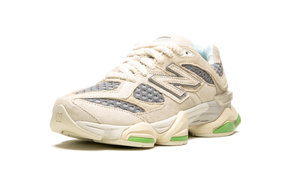 NB 9060 Bricks and Wood